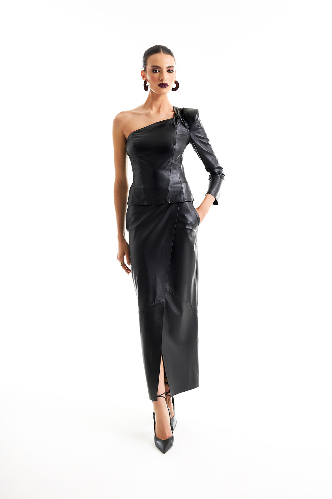 Blusa de Couro Legítimo Owen Preto