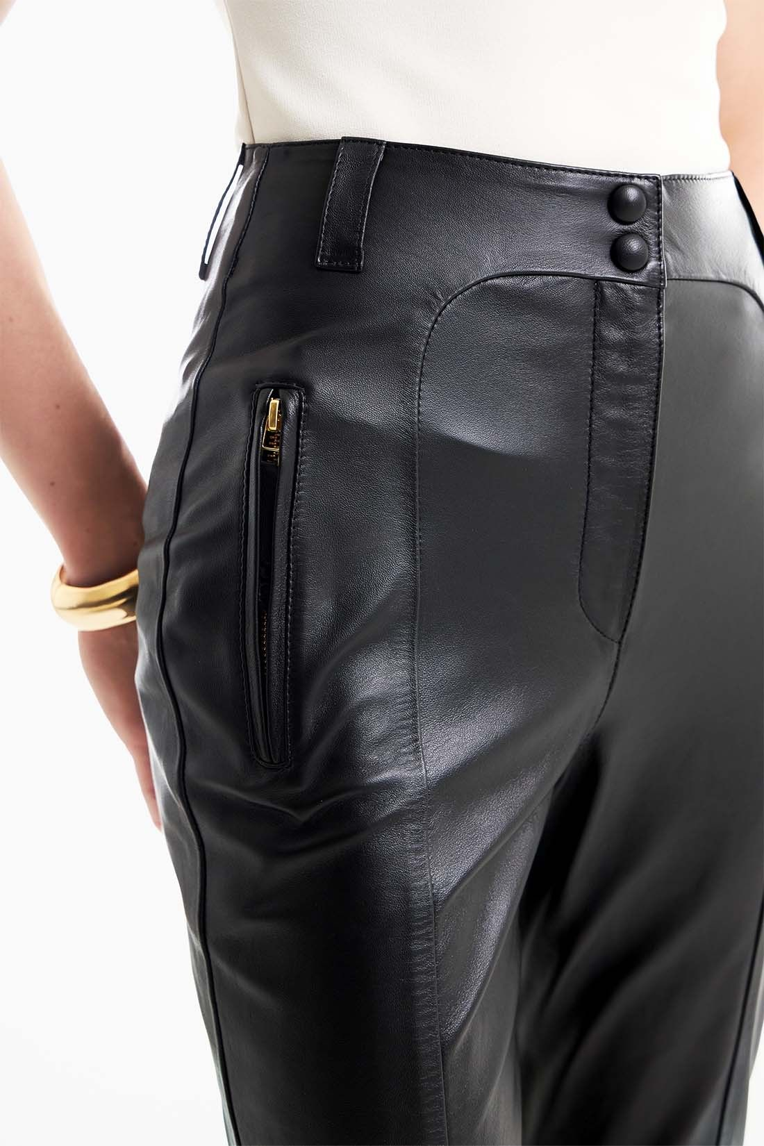 Calça de Couro Legítimo Louise Preto